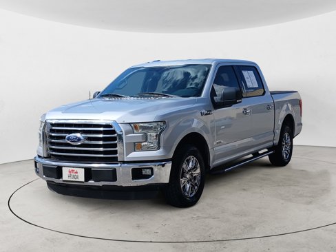 Used 2015 Ford F150 XLT w/ Equipment Group 302A Luxury image 1
