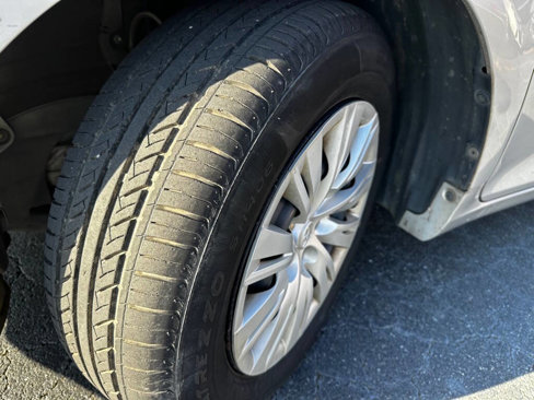 Used 2013 Toyota Camry L image 19