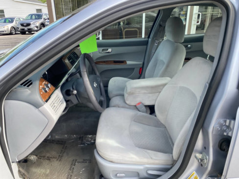 Used 2006 Buick LaCrosse CX image 11