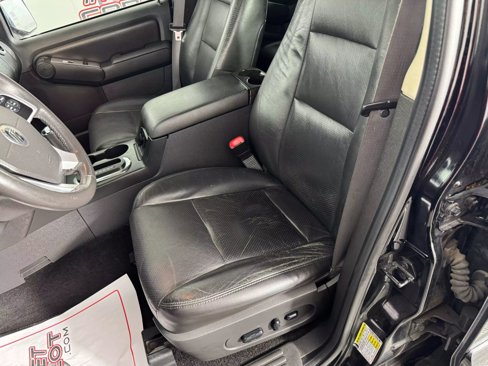 Used 2008 Mercury Mountaineer Premier image 32