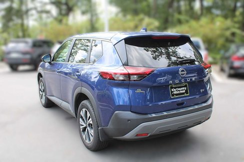 Used 2023 Nissan Rogue SV image 7