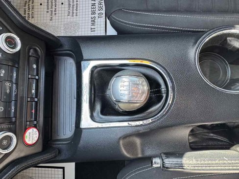 Used 2015 Ford Mustang Coupe image 34