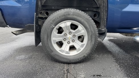 Used 2018 Chevrolet Silverado 1500 LT w/ All Star Edition image 34