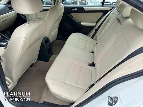 Used 2012 Volkswagen Jetta SE image 15