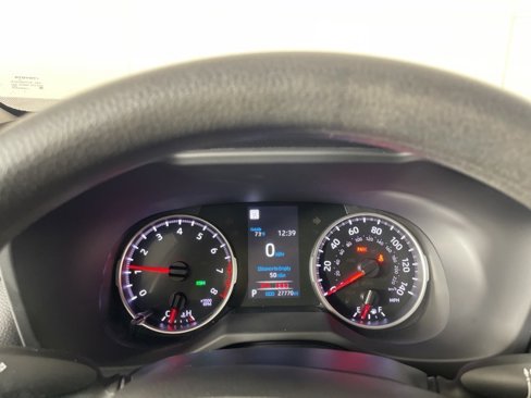 Used 2022 Toyota RAV4 LE image 24