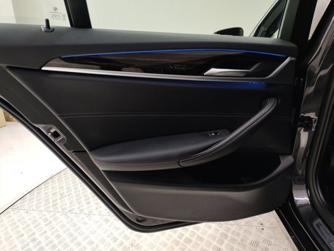 Used 2022 BMW 530e w/ Convenience Package image 29