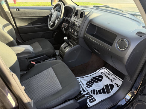 Used 2015 Jeep Patriot Sport w/ Power Value Group image 17