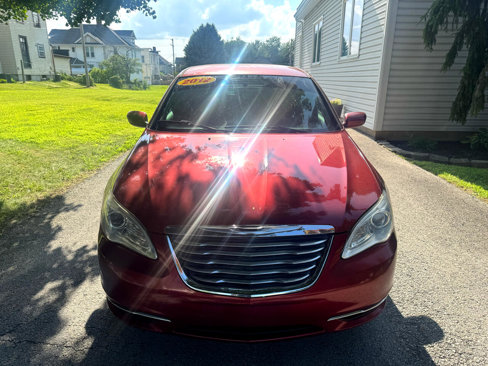 Used 2012 Chrysler 200 Touring image 2