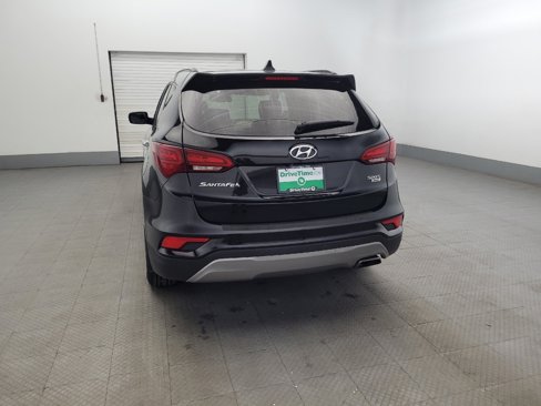 Used 2017 Hyundai Santa Fe Sport image 6