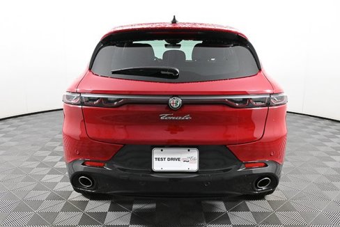 New 2024 Alfa Romeo Tonale Veloce image 23