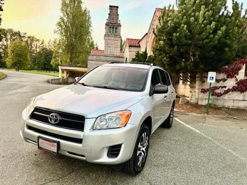 Used 2012 Toyota RAV4 4WD image 2