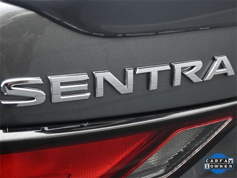 Used 2025 Nissan Sentra SR w/ SR Premium Package image 12