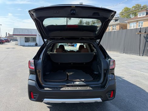 Used 2021 Subaru Outback Touring w/ Popular Package #2 image 23