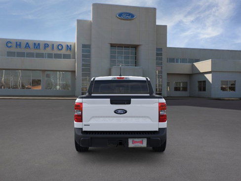 New 2025 Ford Maverick XLT image 5