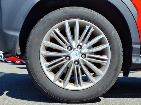 Used 2019 Hyundai Kona SEL image 9