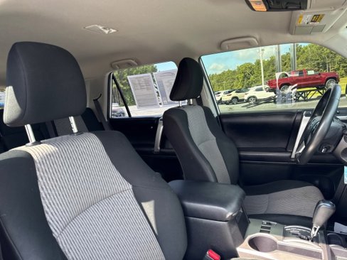 Used 2018 Toyota 4Runner SR5 image 11