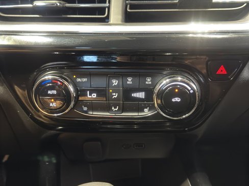 Used 2024 Chevrolet Trax RS image 31