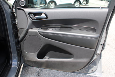 Used 2023 Dodge Durango SXT image 16