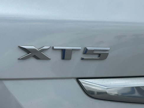 Used 2019 Cadillac XT5 FWD image 21