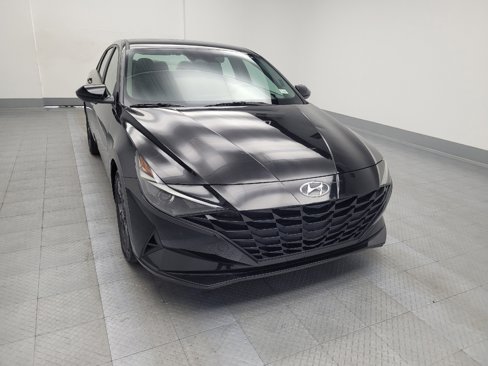 Used 2022 Hyundai Elantra SEL w/ Cargo Package image 14