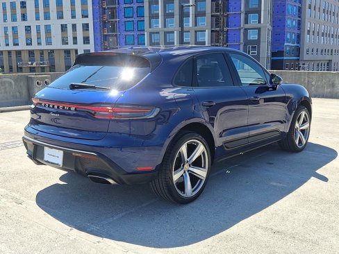 Certified 2024 Porsche Macan Turbo image 8