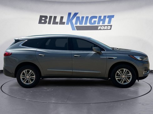 Used 2019 Buick Enclave Essence image 6