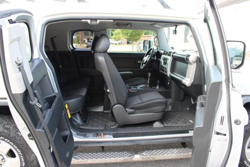 Used 2007 Toyota FJ Cruiser 4WD image 17