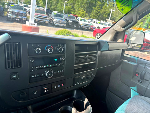 Used 2019 Chevrolet Express 3500 w/ Power Convenience Package image 35