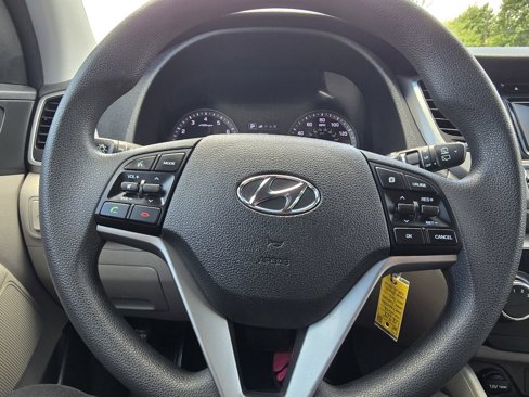 Used 2018 Hyundai Tucson SE image 17