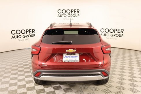 Used 2024 Chevrolet Trax LT w/ Driver Confidence Package image 21