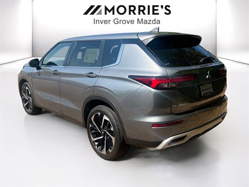 Used 2024 Mitsubishi Outlander SE image 7