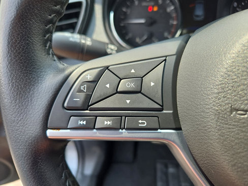 Used 2022 Nissan Rogue Sport SV w/ Technology Package image 22
