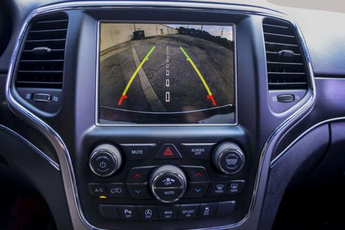Used 2018 Jeep Grand Cherokee Limited image 38