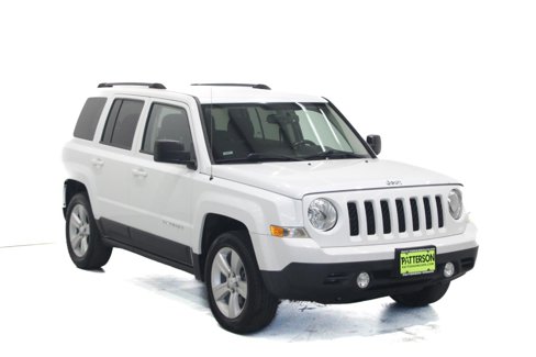 Used 2017 Jeep Patriot Latitude image 1