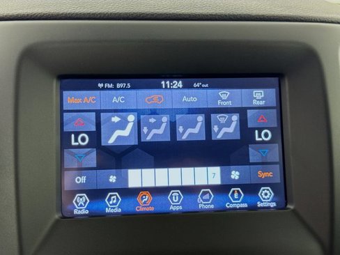 Used 2018 Jeep Compass Latitude w/ Popular Equipment Group image 19
