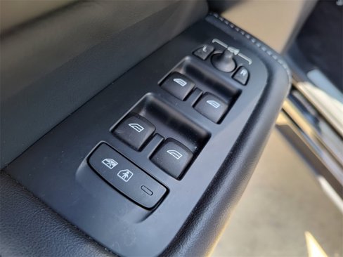 Used 2022 Volvo XC60 B5 Inscription w/ Advanced Package image 22