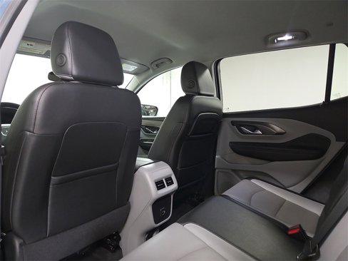 Used 2024 GMC Terrain SLT image 14