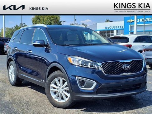 Used 2017 Kia Sorento LX image 1