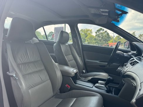 Used 2010 Honda Accord EX-L image 21