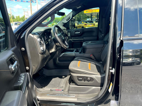 Used 2021 GMC Sierra 1500 AT4 w/ Technology Package image 12