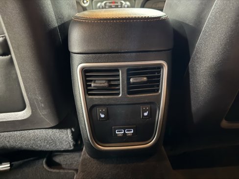 Used 2017 Dodge Charger SXT w/ AWD Plus Group image 31