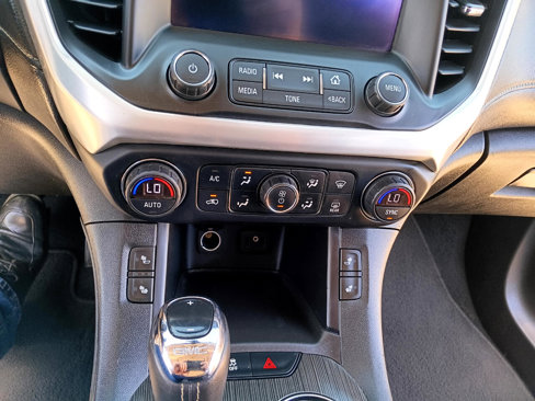 Used 2017 GMC Acadia SLT image 33