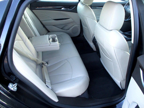 Used 2017 Buick LaCrosse Premium image 10
