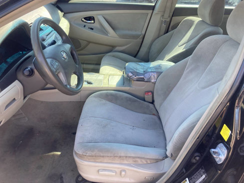 Used 2011 Toyota Camry LE image 17