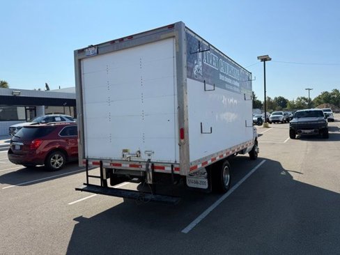 Used 2015 Ford E-350 and Econoline 350 Super Duty w/ Exterior Upgrade Package image 6