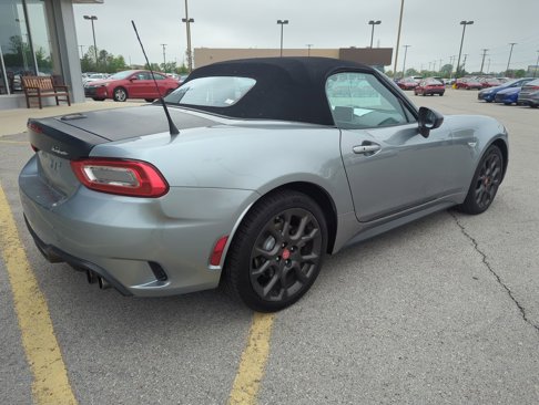 Used 2017 FIAT 124 Spider Abarth image 7