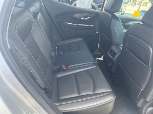 Used 2022 GMC Terrain SLT image 27