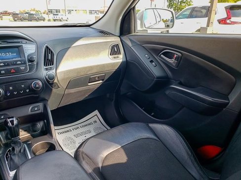 Used 2014 Hyundai Tucson SE image 25