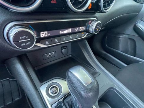 Used 2020 Nissan Sentra SV image 13