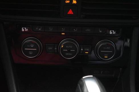 Used 2021 Volkswagen Jetta S image 32